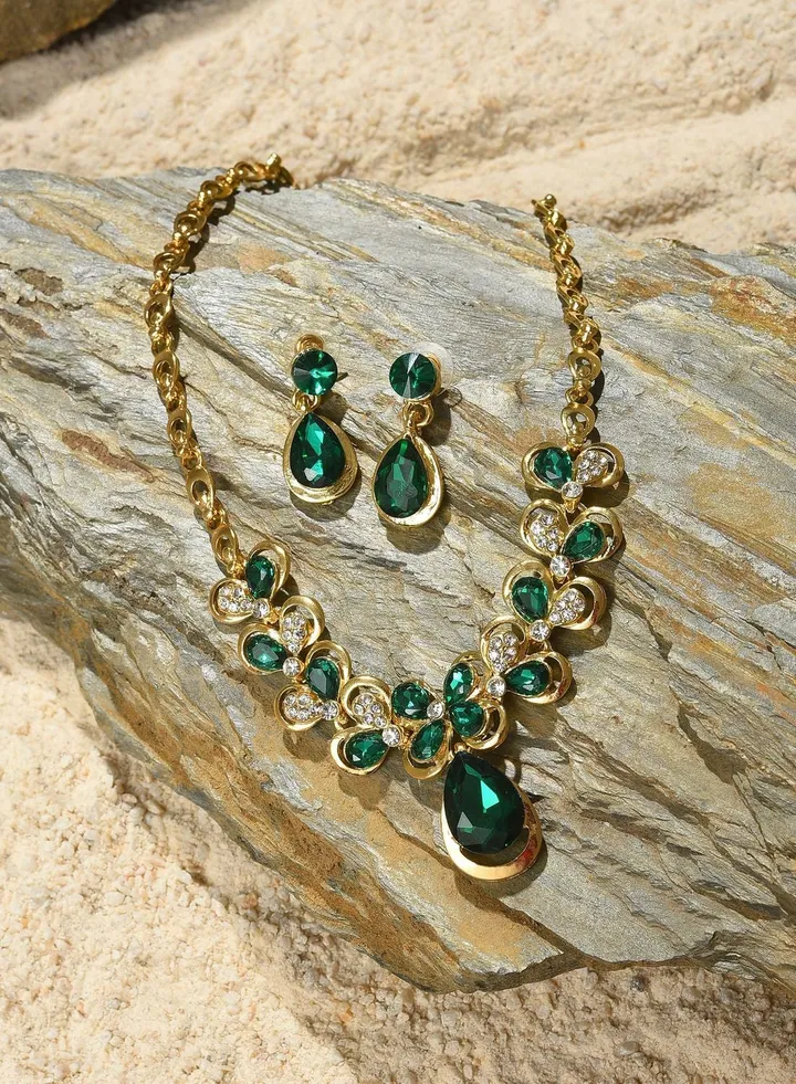 Gold Plated Designer Stone Necklace and Earring Set Jewellery Set