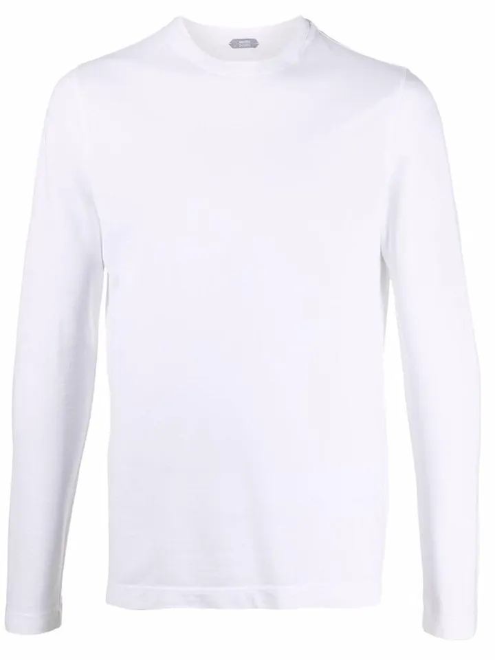 long-sleeved cotton T-shirt