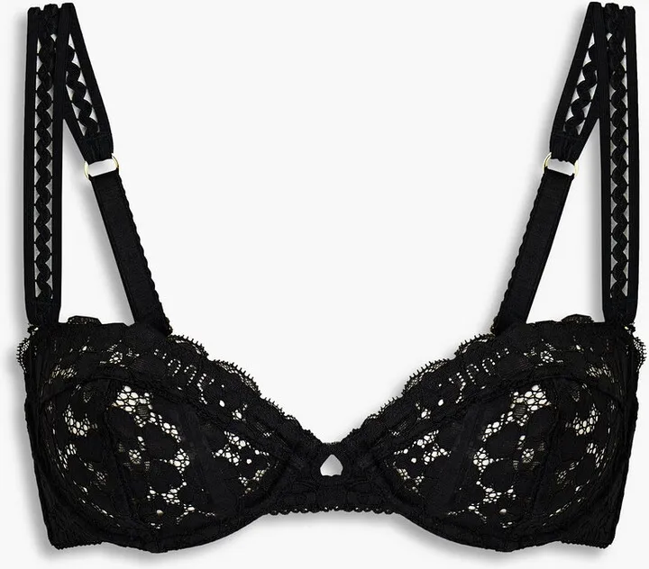 Lace underwired balconette bra