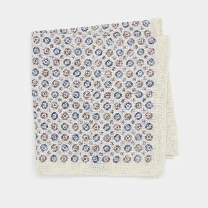 Italian Pocket Square in Ivory Orb
