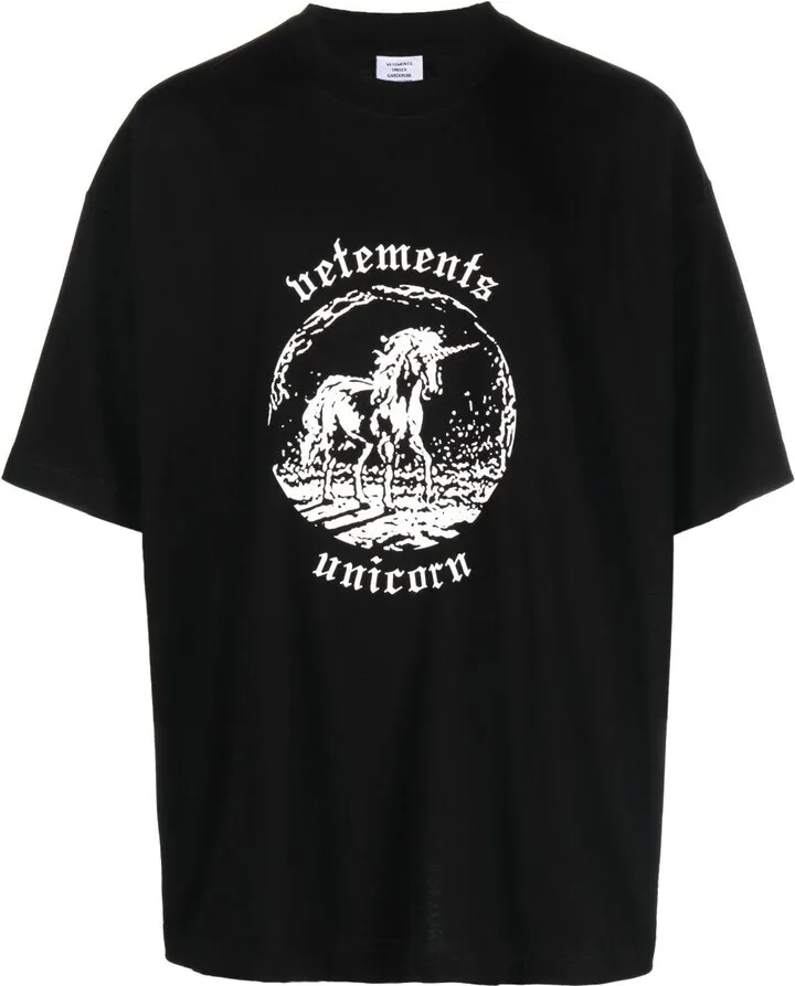 Black Unicorn Print T-Shirt