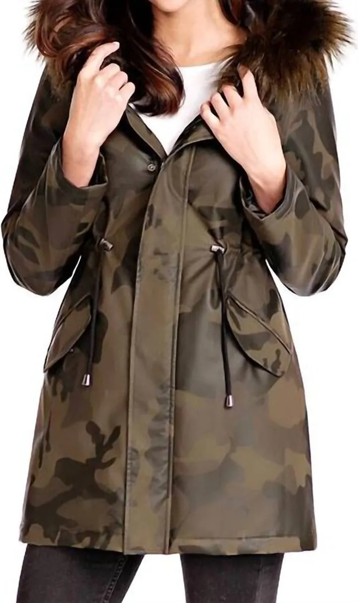 Anorak Coat With Faux Fur Trim in Camo