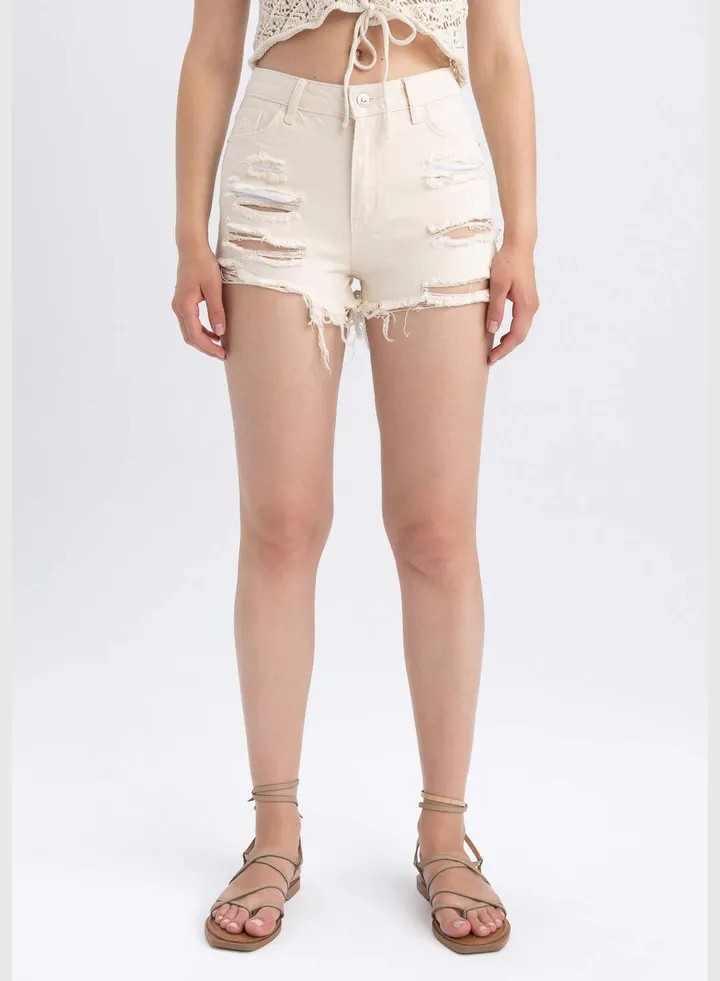 Woman Denim Short