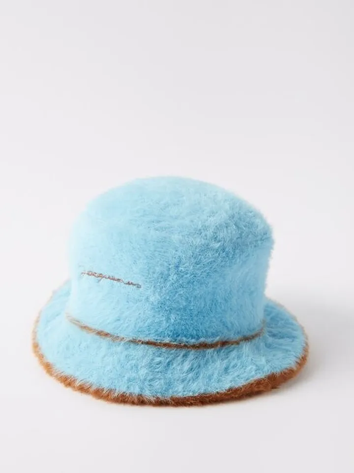 Bob Neve Bucket Hat