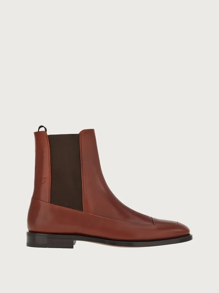 Ferragamo Men Chelsea boot Brown