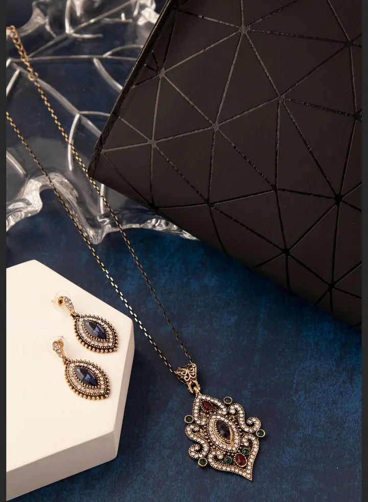 Silver Plated Designer Stone Necklace and Earring Set