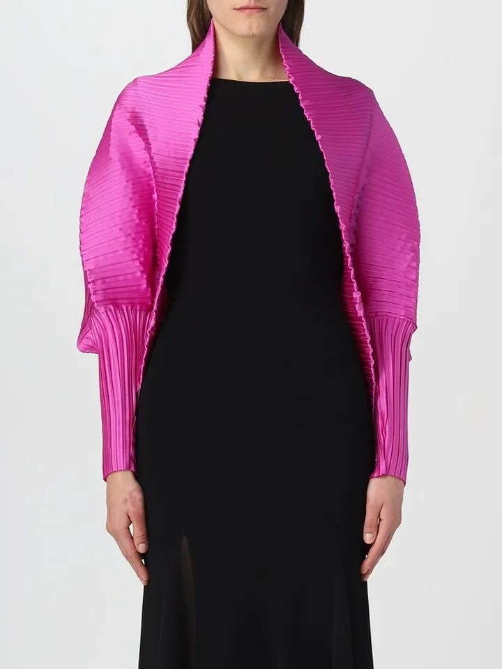 Cape woman Max Mara