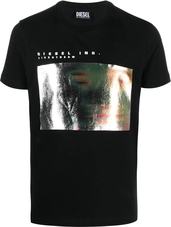 short-sleeve graphic print T-shirt
