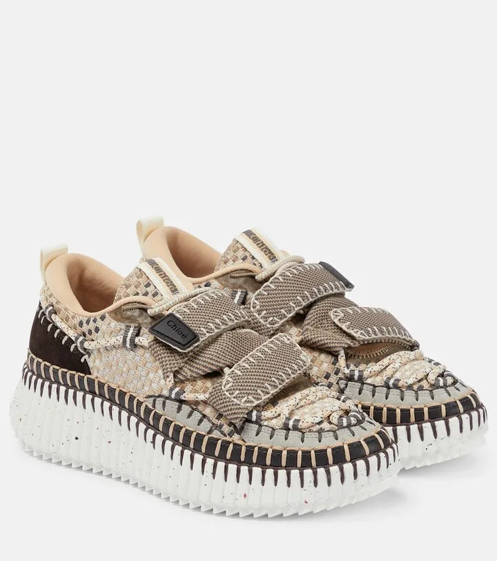 Nama slip-on sneakers