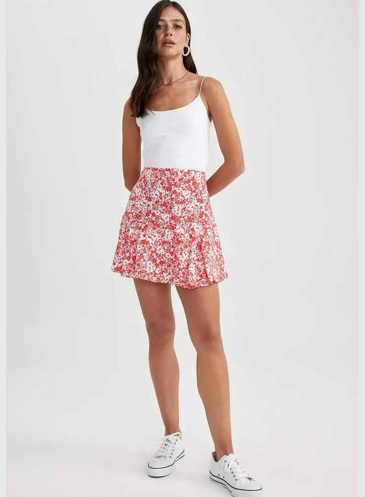 Woman Flare Fit Woven Skirt
