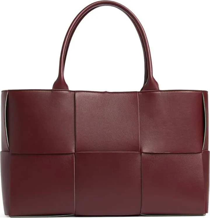 Bottega Veneta Medium Leather Arco Tote Bag