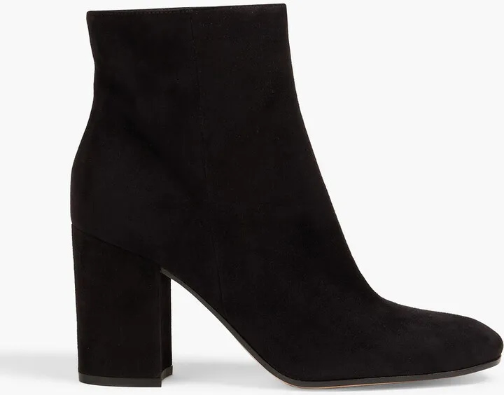 Rolling suede ankle boots