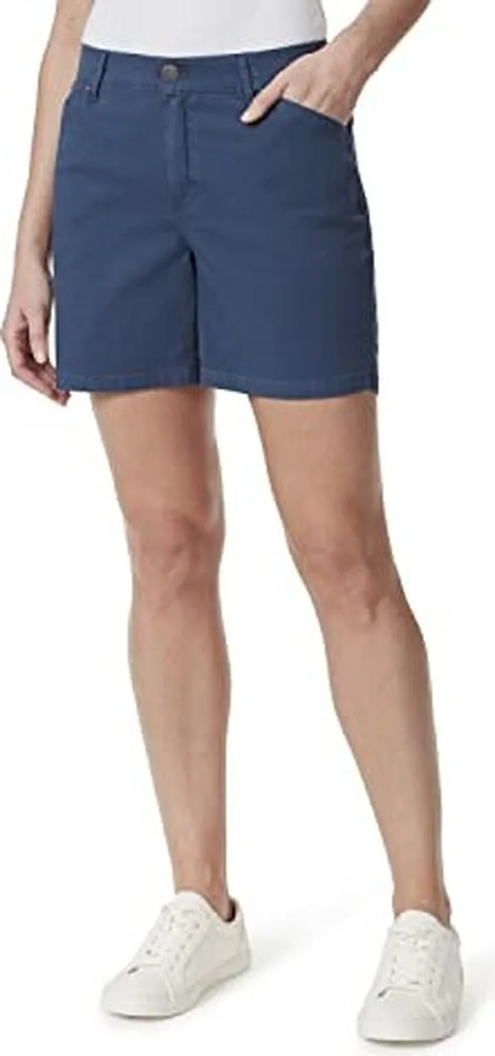 Bandolino Women's Amalia Classic High Rise 6" Jean Short
