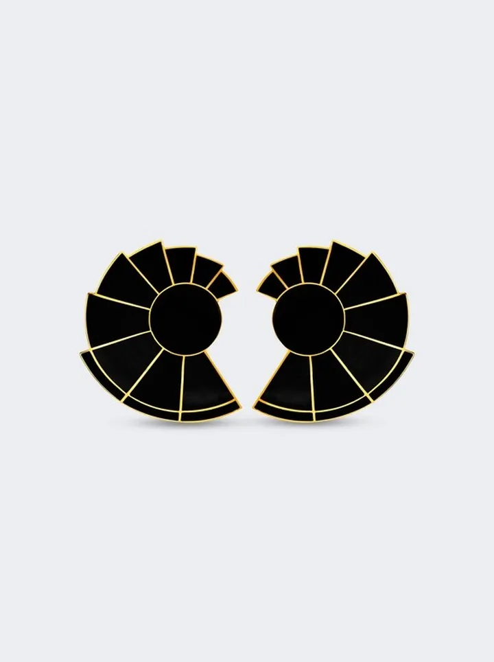 Nautilus Earfan Earring Black