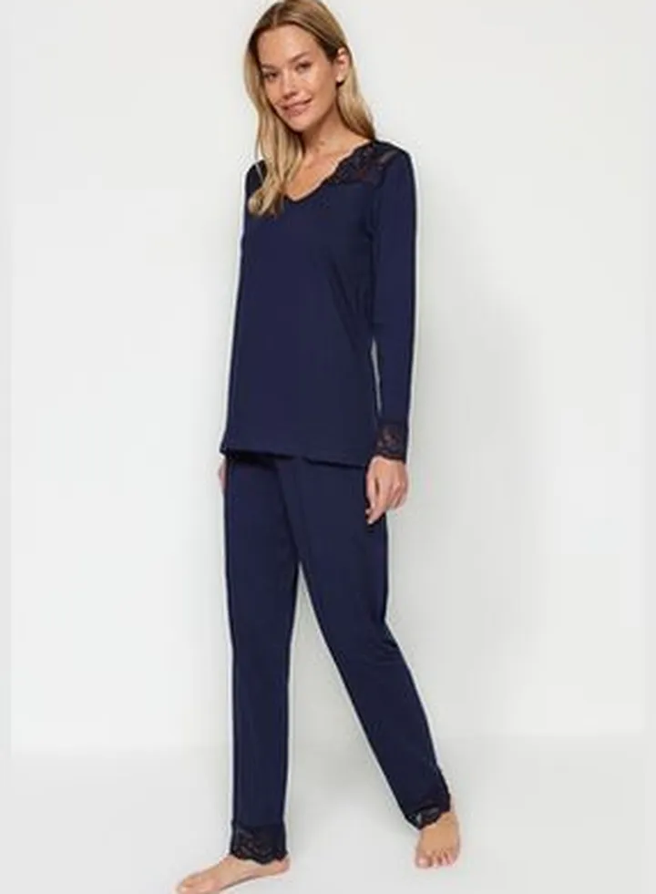 Navy Blue 100% Cotton T-shirt-Pants with Lace Detailed Knitted Pajamas Set THMAW24PT00199.