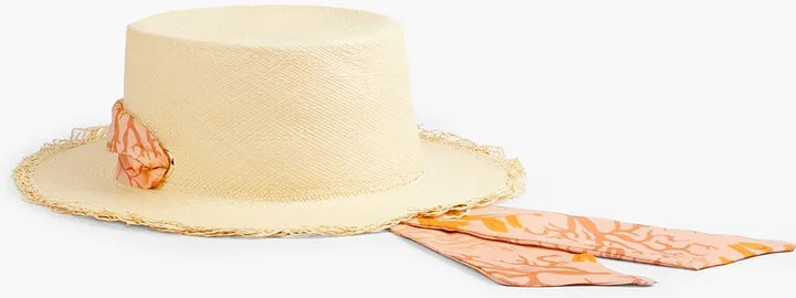 Straw sunhat