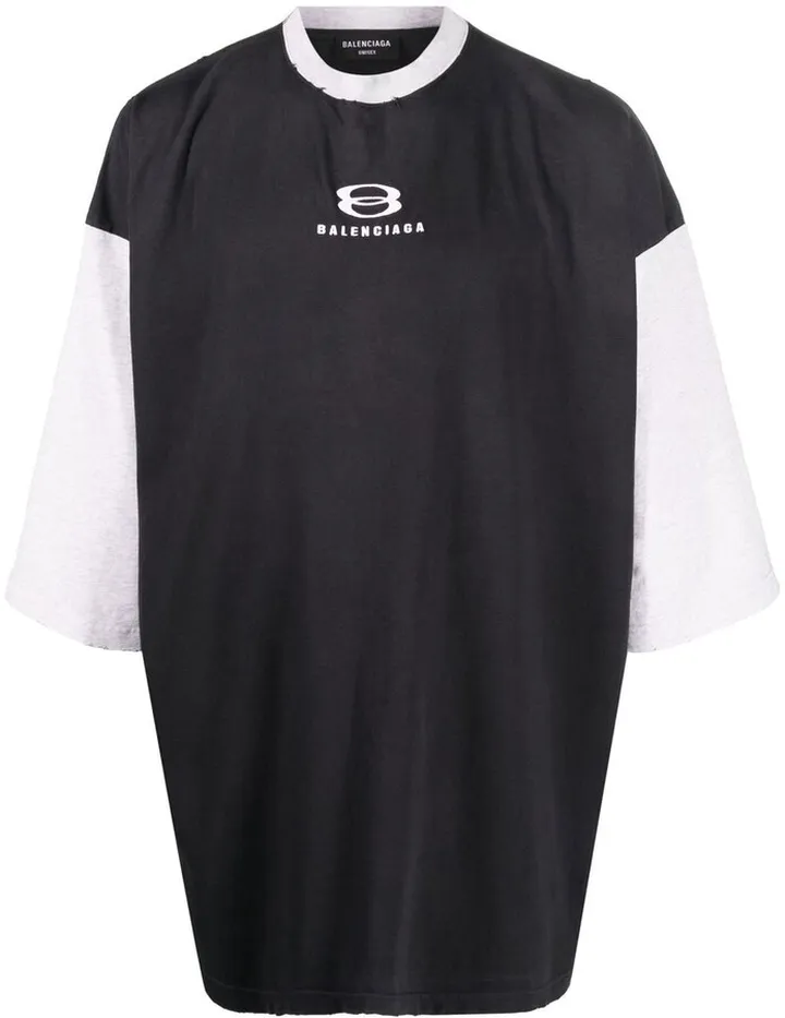 three-quarter-sleeve T-shirt