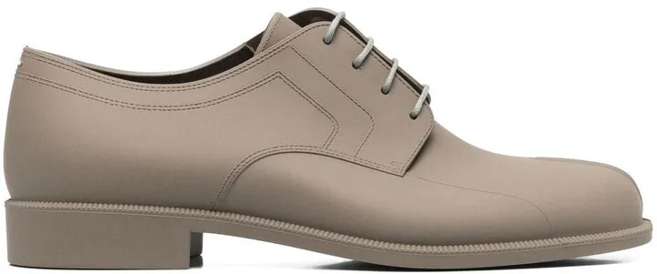 Tabi-toe lace-up shoes
