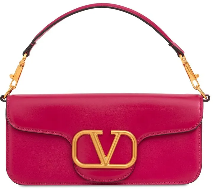 V logo leather shoulder bag