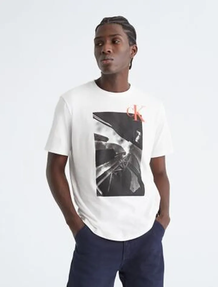 Short Sleeve City Graphic T-Shirt