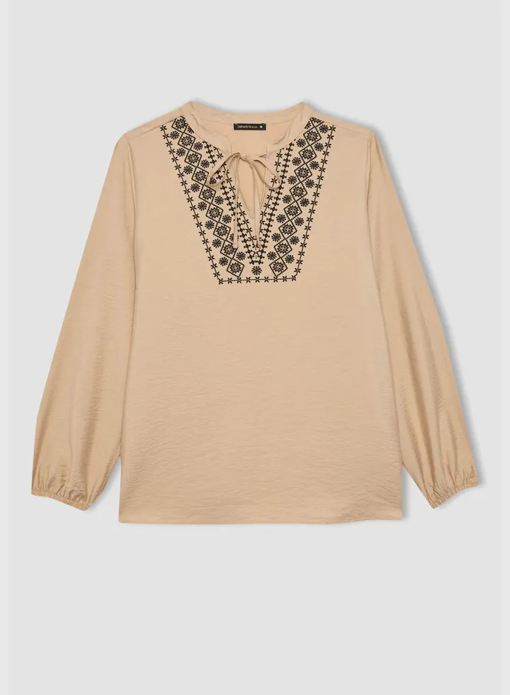 Woman Woven Long Sleeve Blouse