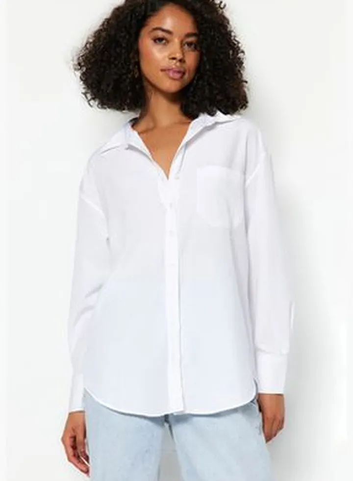 White Single Pocket Boyfriend/Wide Fit Cotton Woven Shirt TWOAW20GO0115