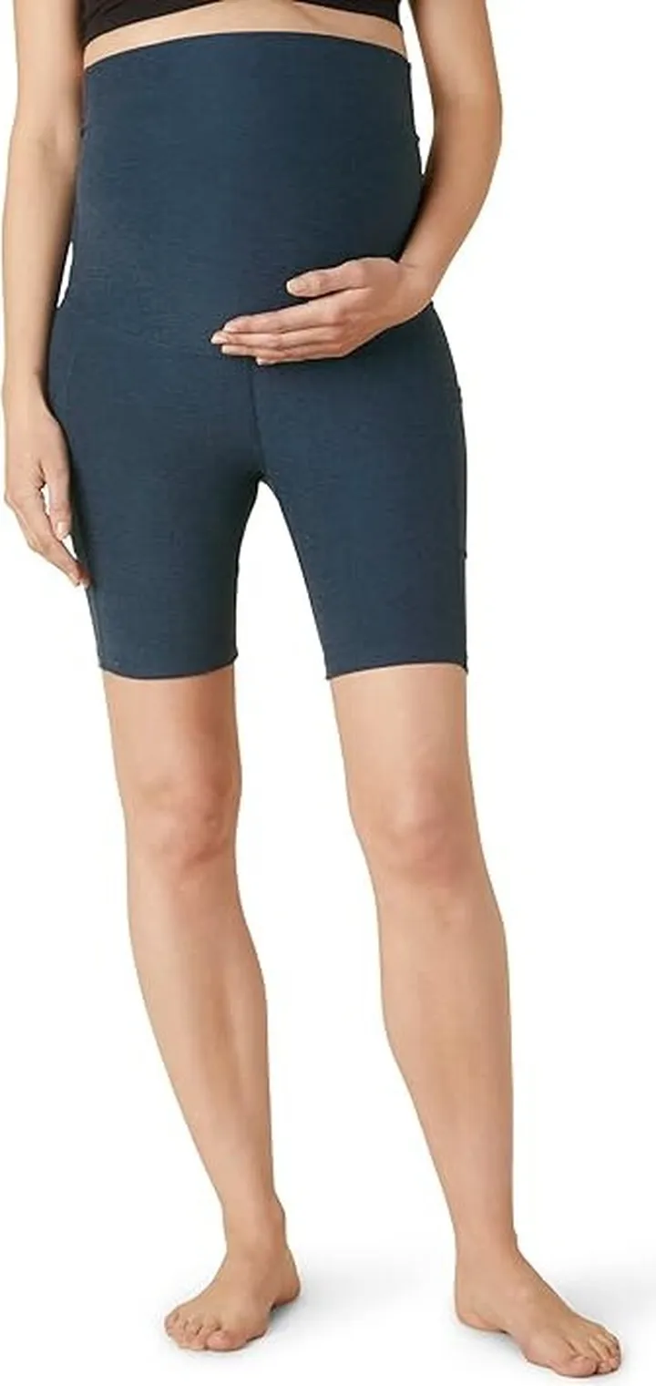 Beyond Yoga Spacedye Team Pockets Maternity Bike Shorts (Nocturnal Navy) Women's Shorts