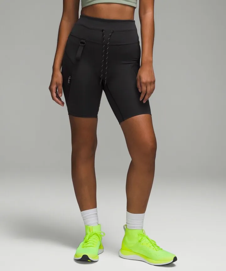 Cargo Super-High-Rise Hiking Shorts 8"