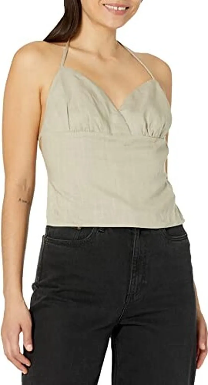 NIA Women's Emma Halter top