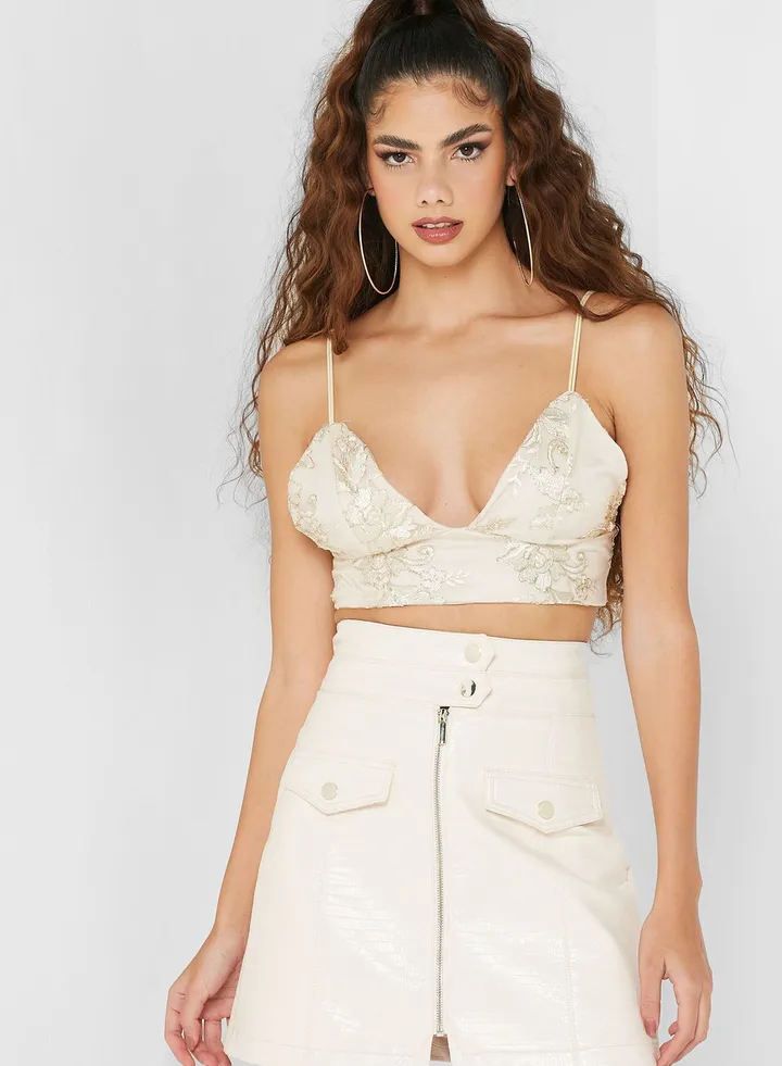 Sweetheart Neck Detail Crop Top