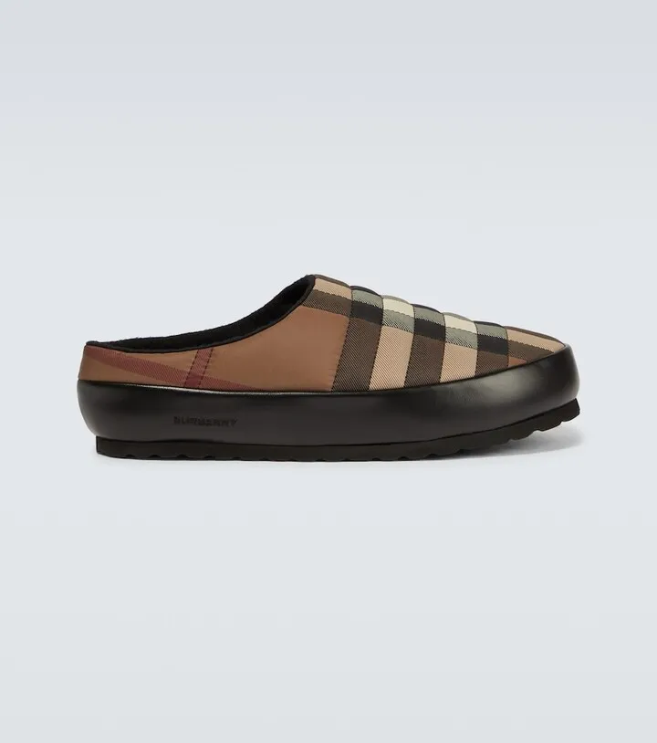 Checked slippers