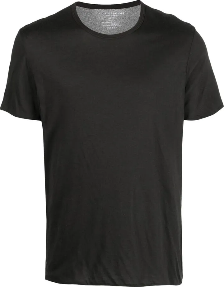 short-sleeved T-shirt