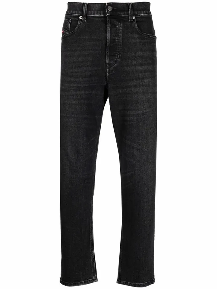 D-Fining tapered-leg jeans