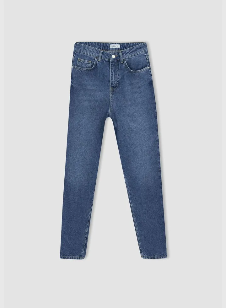 Woman Mom Fit Denim Trousers