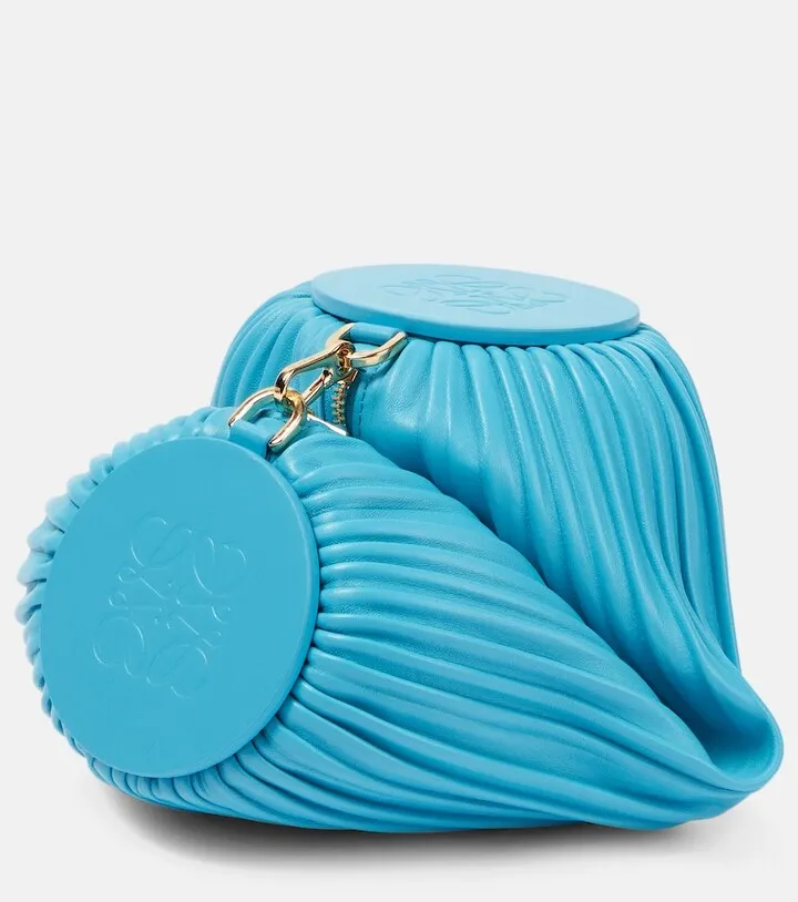 Bracelet convertible leather shoulder bag