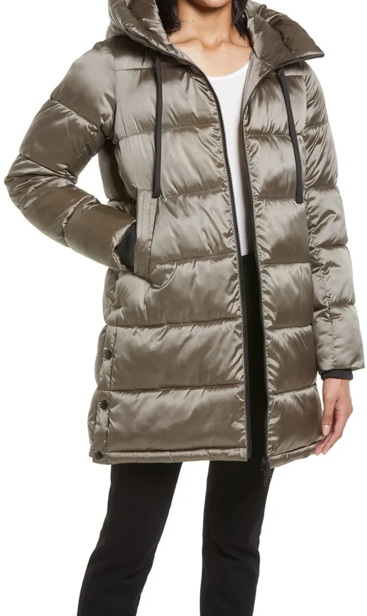 Water Repellent Hooded Puffer Jacket