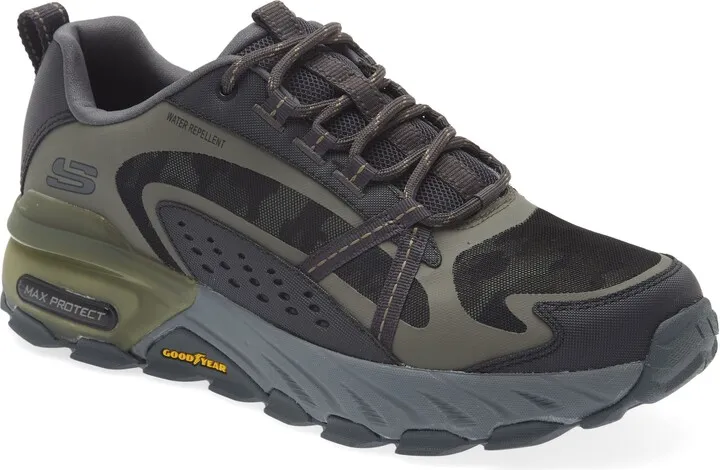 Max Protect Water Repellent Sneaker