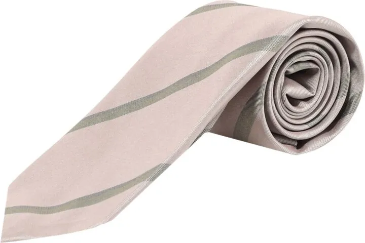 Silk tie