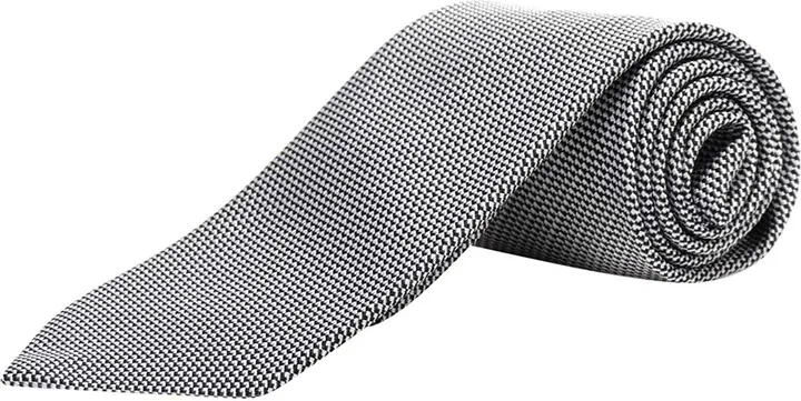 Silk tie