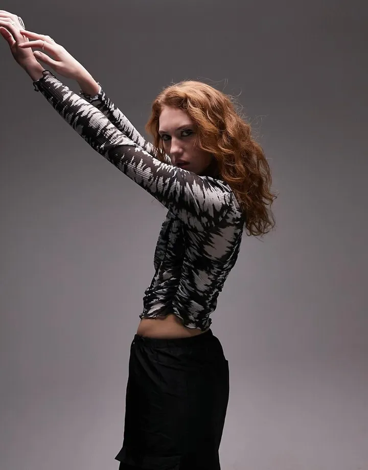 Topshop plisse long sleeve top in mono