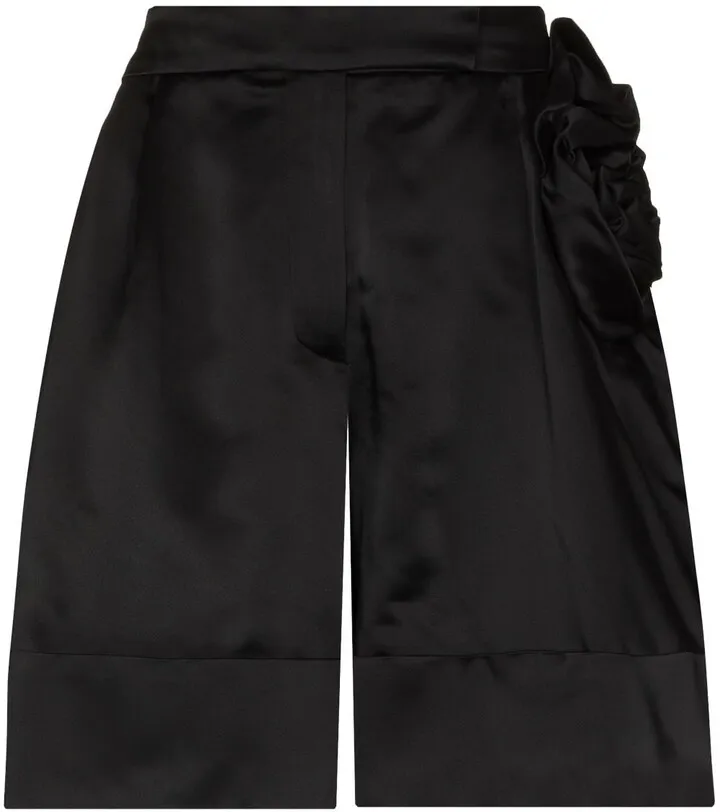Rose Detail Sculpted Shorts