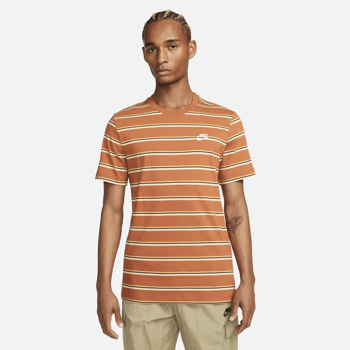 Men's Nike Sportswear T-Shirt in Brown
