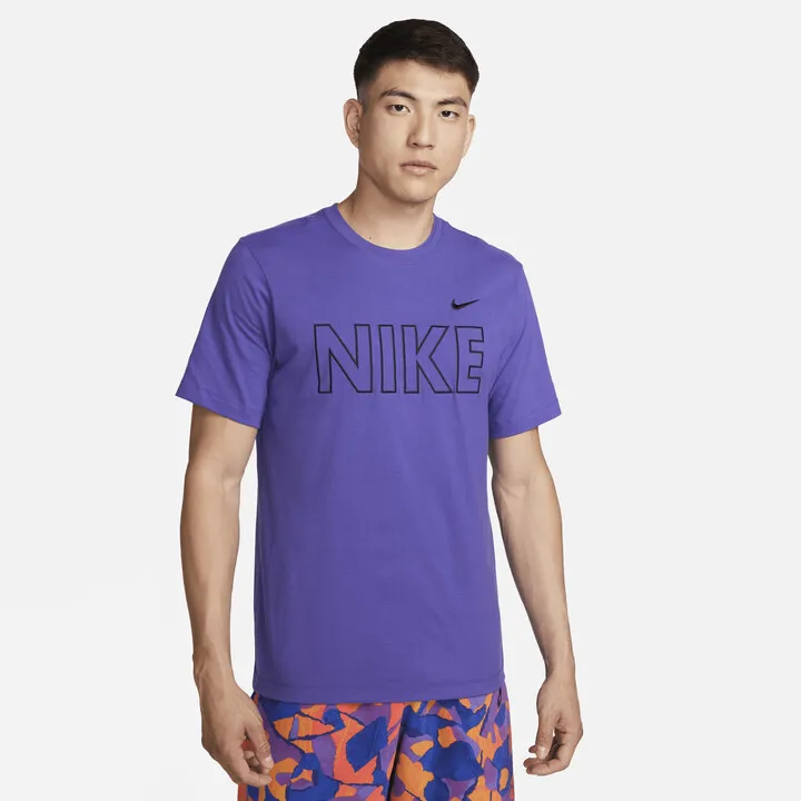 Men's Nike Sportswear T-Shirt in Purple