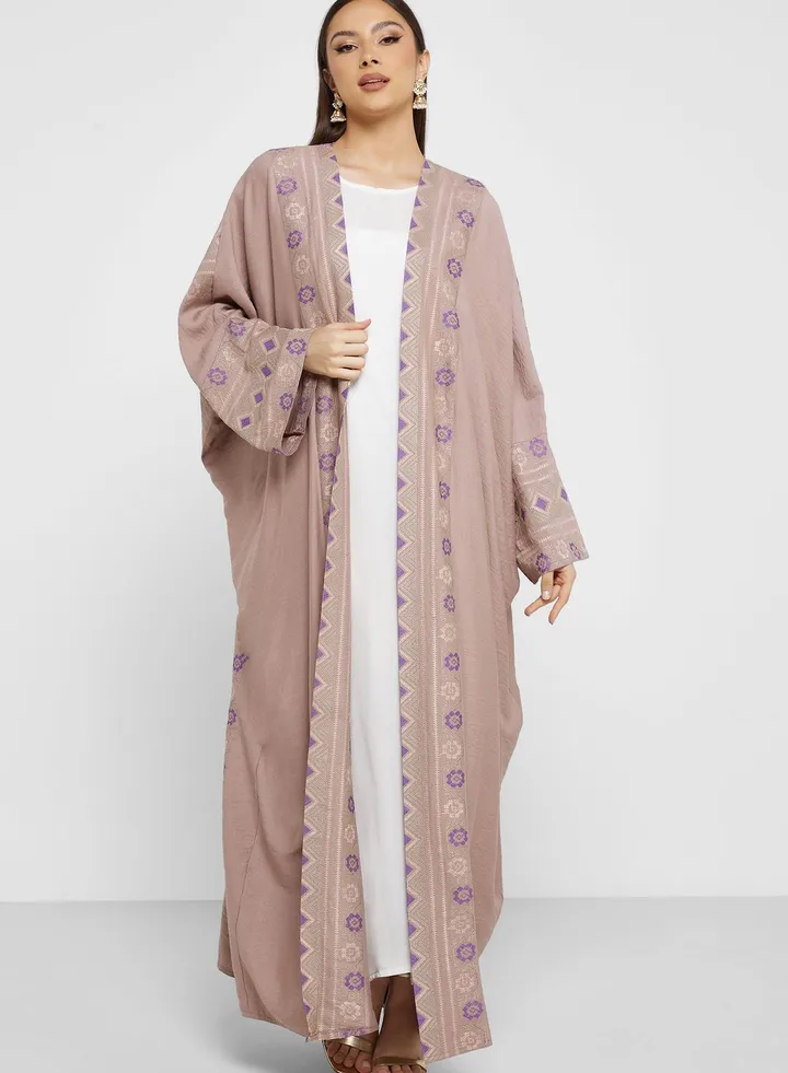 Crinkled Embroidered Abaya