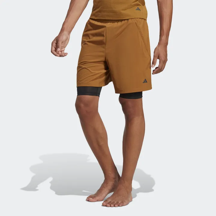 Yoga Training 2-in-1 Shorts