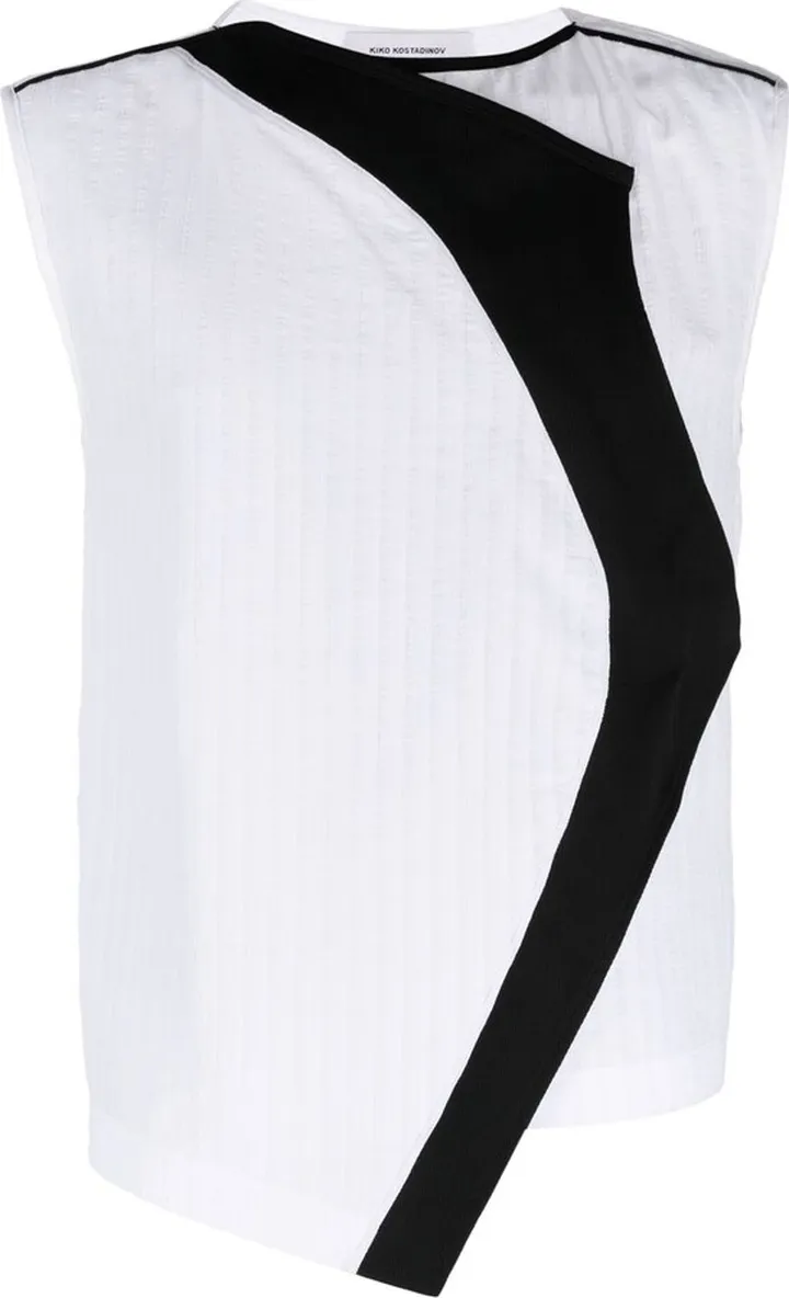 short-sleeved cotton T-shirt