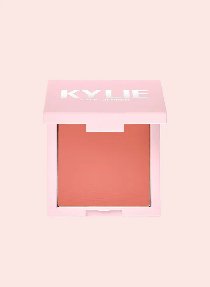 Pressed Blush Powder- 335 - Baddie On The Block