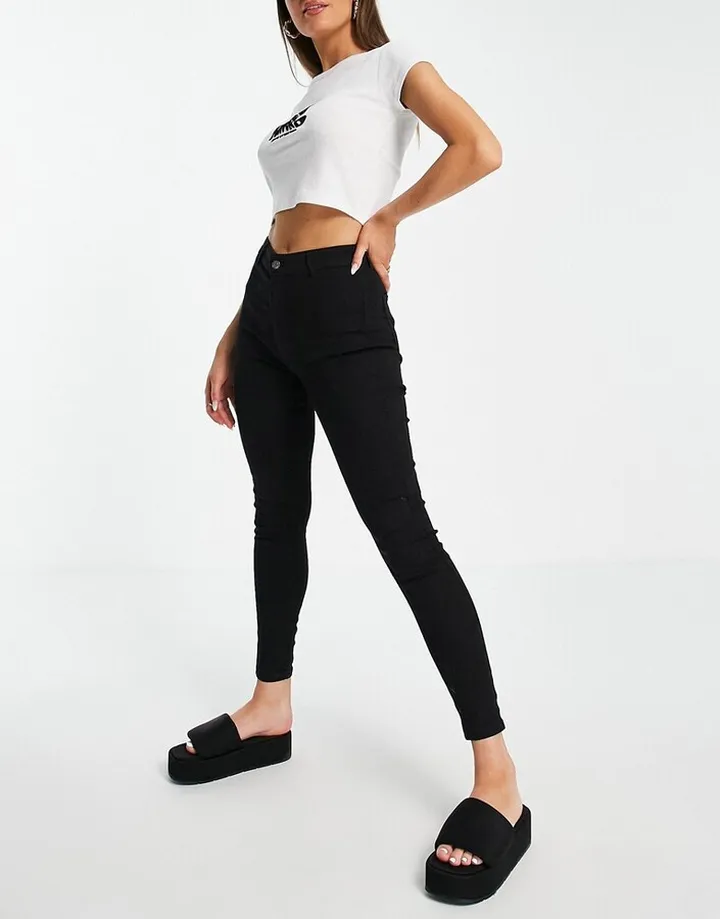 Bershka jegging in black