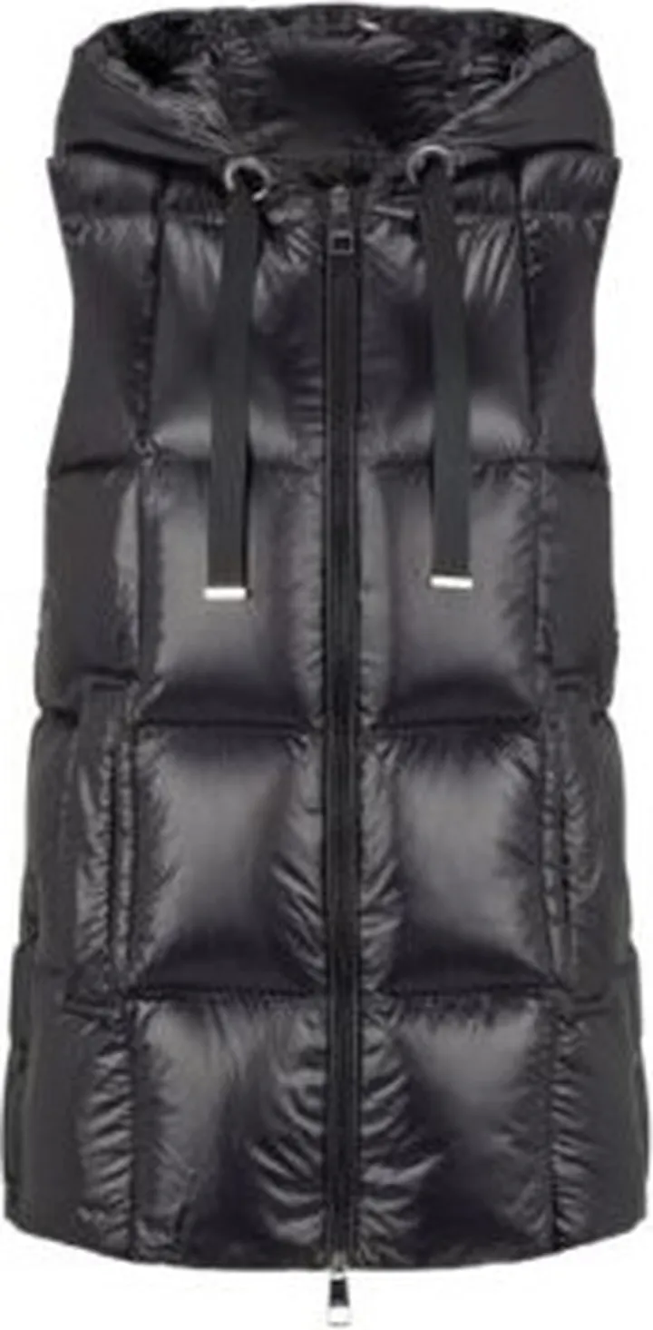 Water-repellent gilet in a relaxed fit