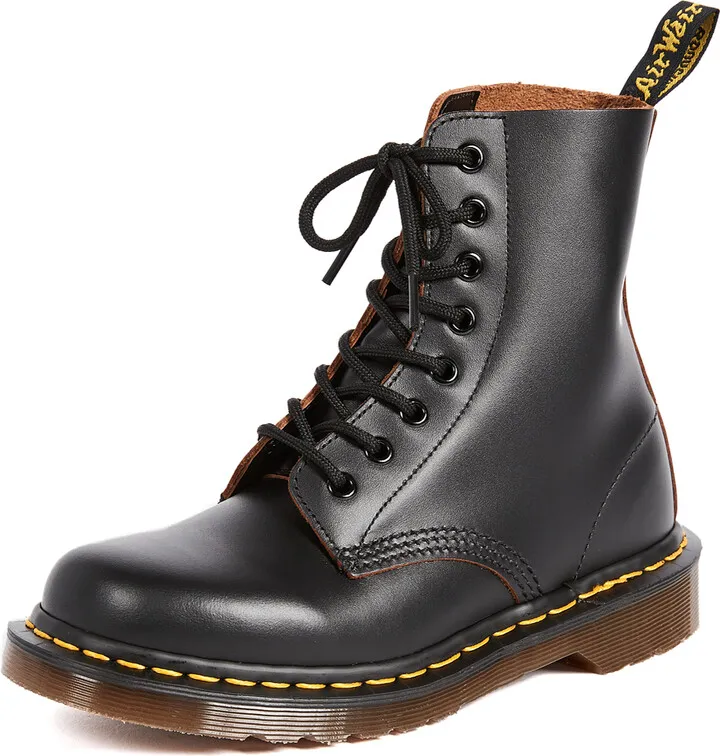 Dr. Martens 1460 8 Eye Boots